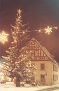 altes-rathaus-zur-weihnachtszeit-foto-reinhard-bruckner-troschenreuth