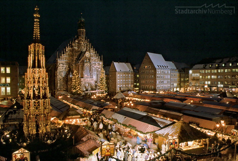 Christkindlesmarkt - Nuremberg Christmas Market Minecraft Map